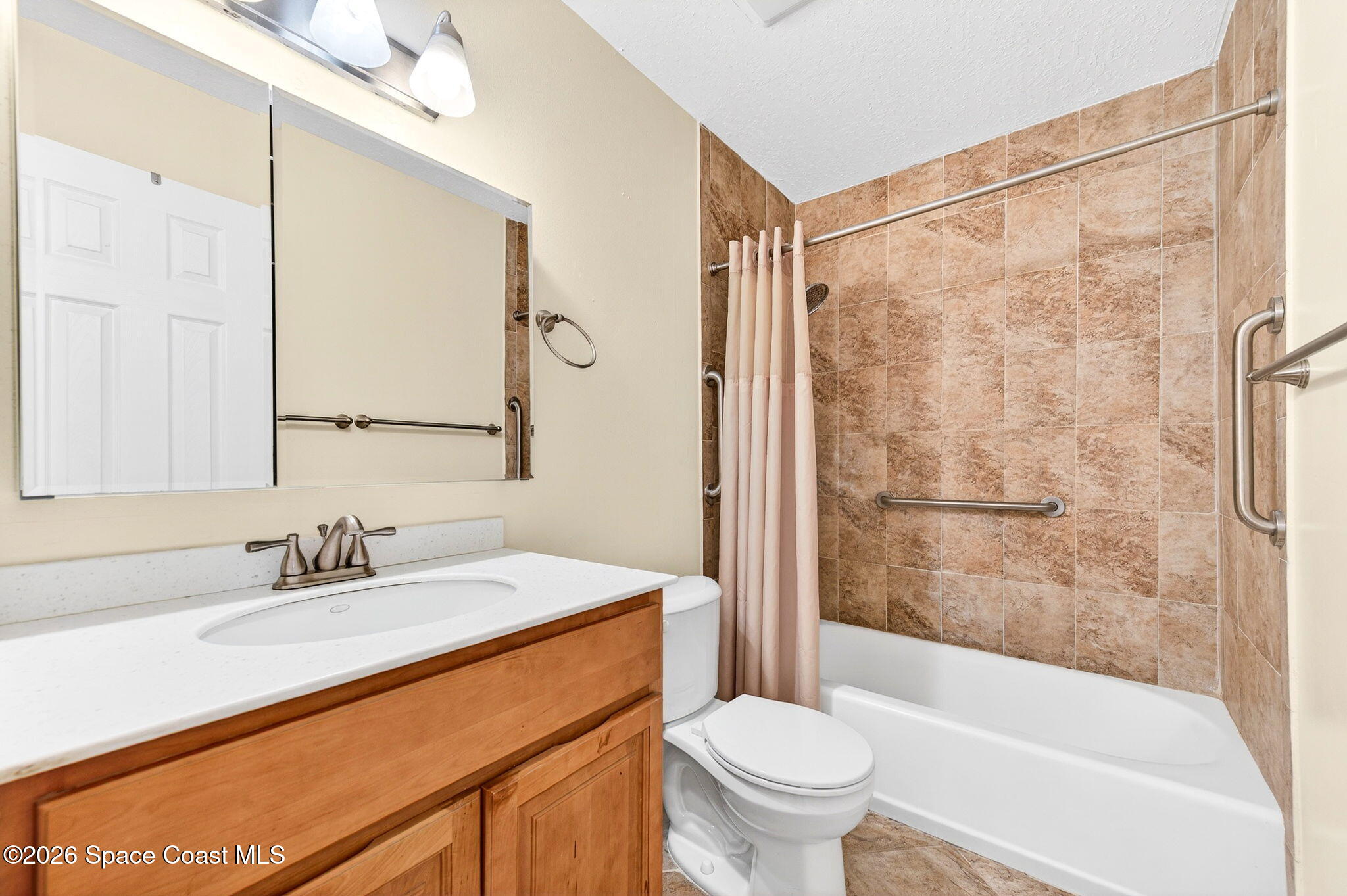 2737 Cherbourg Road Cocoa, FL 32926 - Photo 25 of 44 Second Bathroom