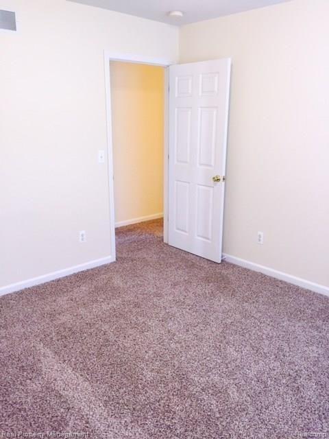 501 Utah Road Rochester Hills, MI 48307 - Photo 20 of 28