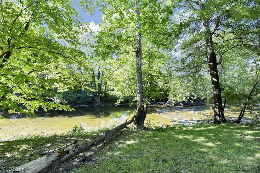 11135 Robson Road Grafton, OH 44044 - Photo 31 of 35 Gallery Image 31