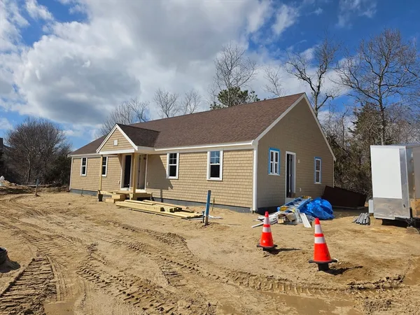 $549,900 | 87 Acapesket Road, Unit 2A, Falmouth, MA 02536