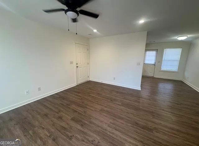 $1,500 | 109 Caldwell Lane, Unit B, Dublin, GA 31021