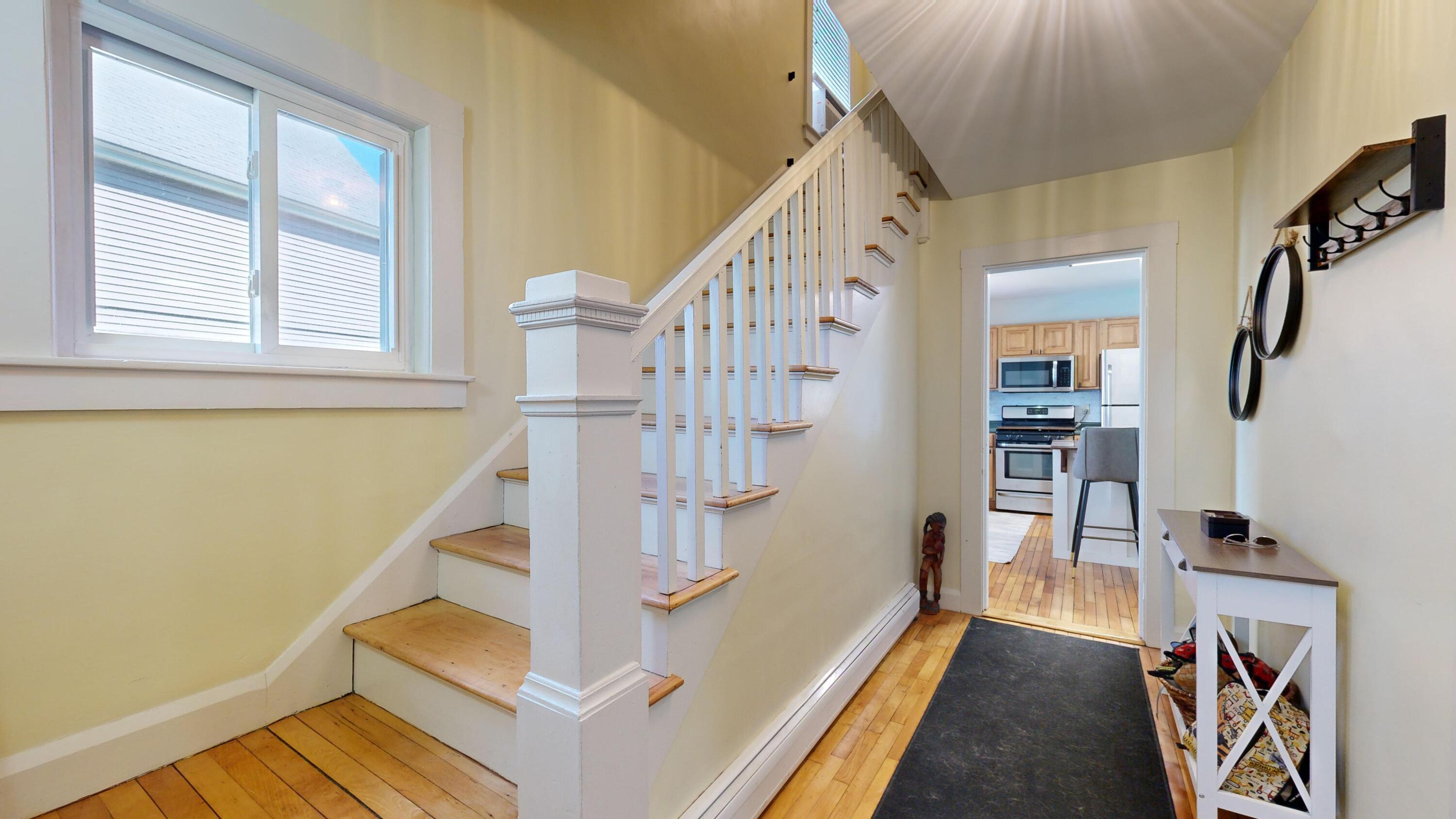 12 Prospect Street Limerick, ME 04048 - Photo 4 of 49 Entrance