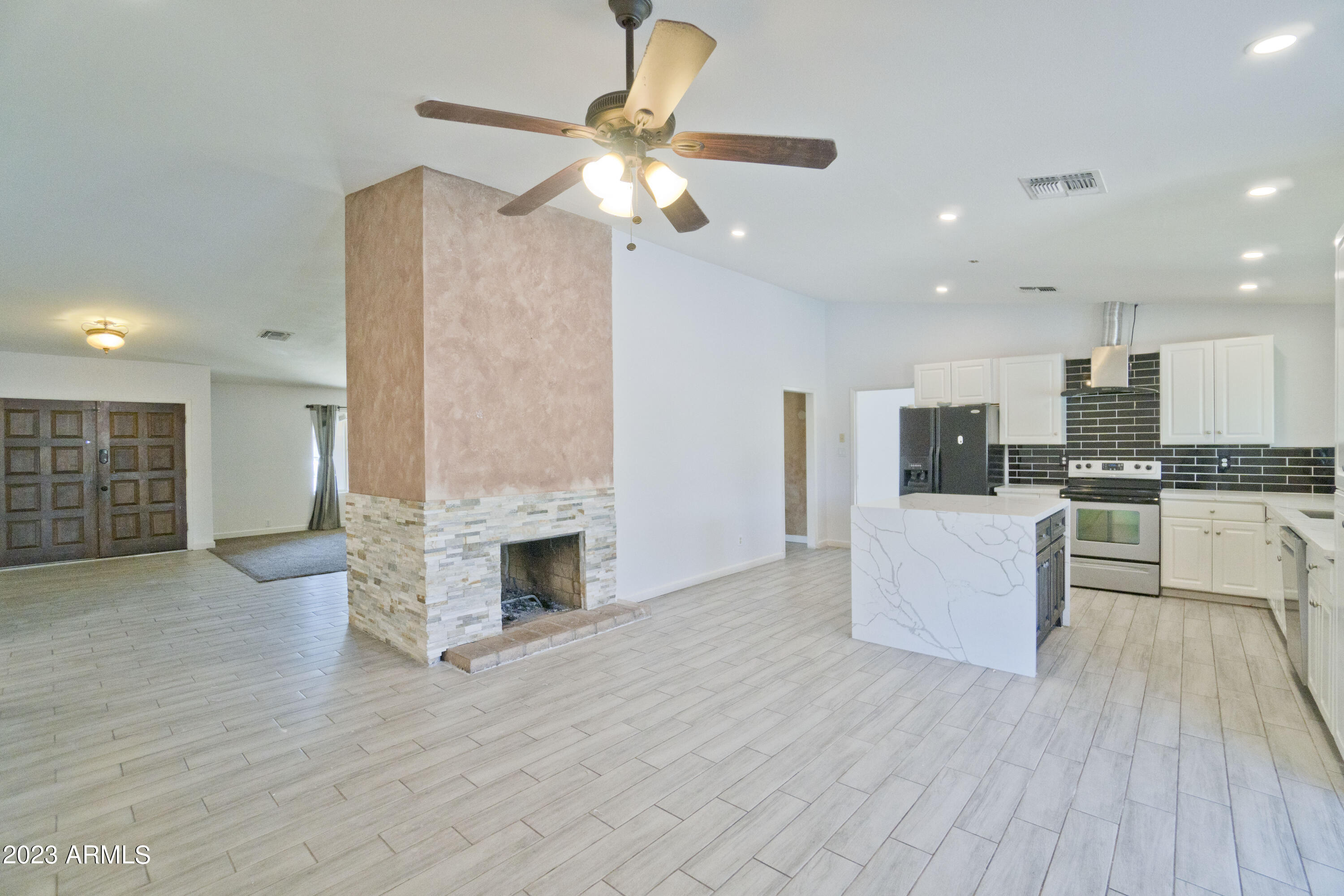 3124 West Greenway Road Phoenix, AZ 85053 - Photo 13 of 35 Gallery Image 13