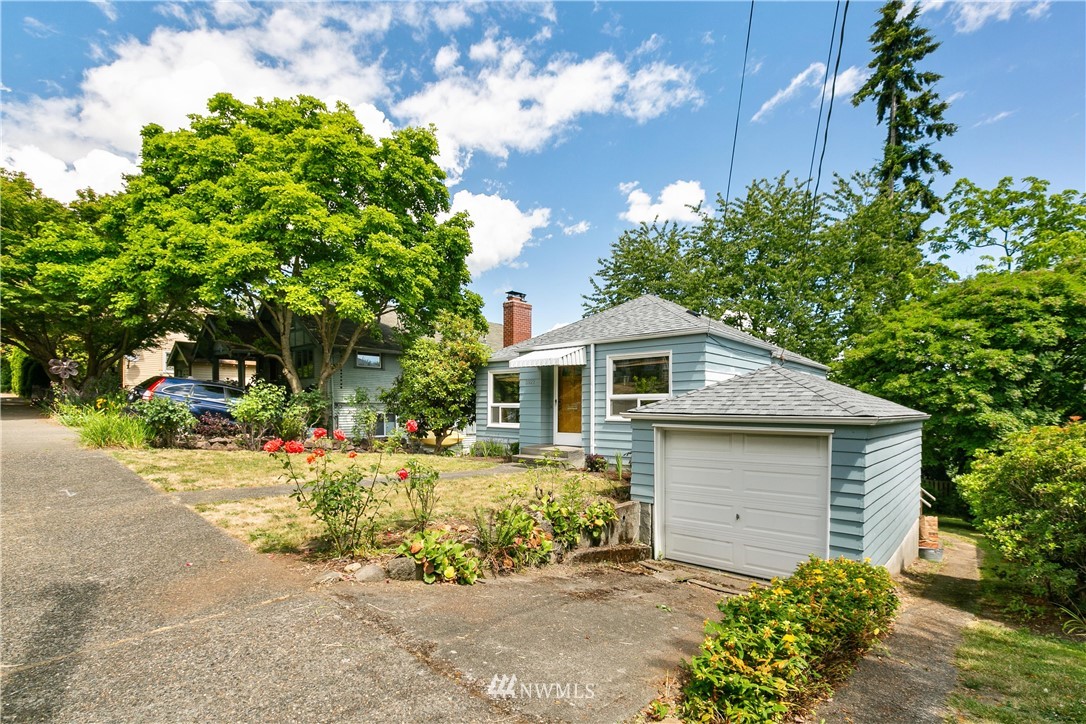 3922 Meridian Avenue North Seattle, WA 98103 - Photo 22 of 23 Gallery Image 22