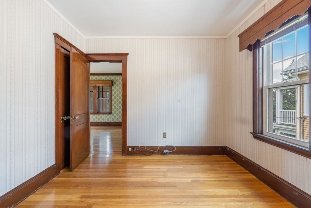 21 Allen Street Arlington, MA 02474 - Photo 13 of 42