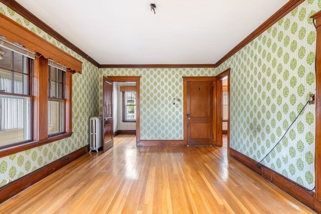 21 Allen Street Arlington, MA 02474 - Photo 4 of 42