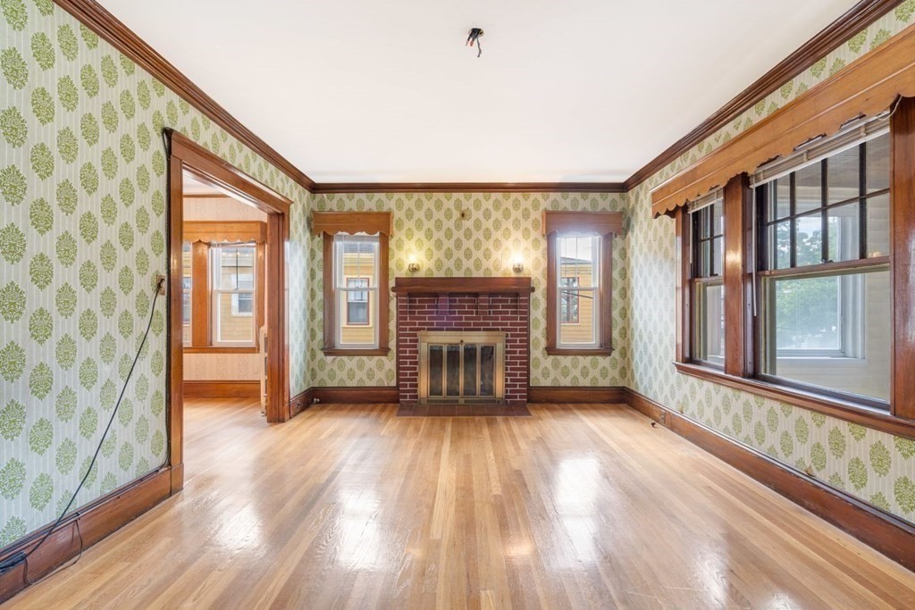 21 Allen Street Arlington, MA 02474 - Photo 5 of 42