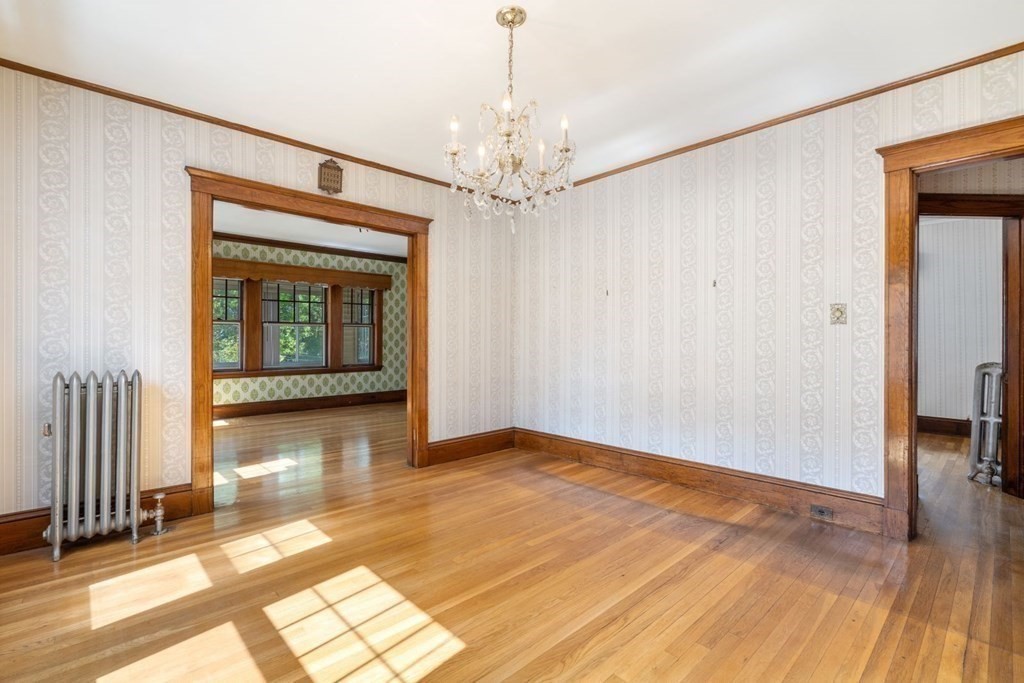 21 Allen Street Arlington, MA 02474 - Photo 7 of 42