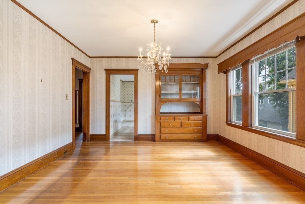 21 Allen Street Arlington, MA 02474 - Photo 8 of 42