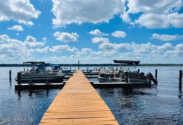 $269,900 | 223 Hiawatha Court, East Palatka, FL 32131