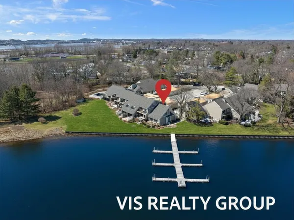$450,000 | 570 Wind Drift Lane, Unit 25, Spring Lake, MI 49456