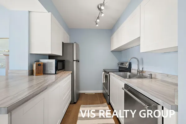 $450,000 | 570 Wind Drift Lane, Unit 25, Spring Lake, MI 49456