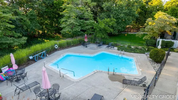 $450,000 | 570 Wind Drift Lane, Unit 25, Spring Lake, MI 49456