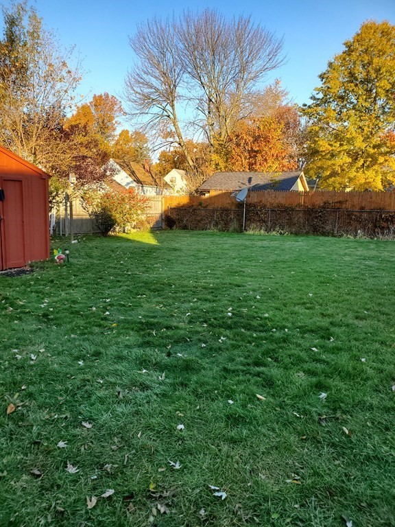 236 Rosewell Street Springfield, MA 01109 - Photo 4 of 19 Gallery Image 4