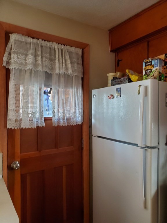 236 Rosewell Street Springfield, MA 01109 - Photo 7 of 19 Gallery Image 7