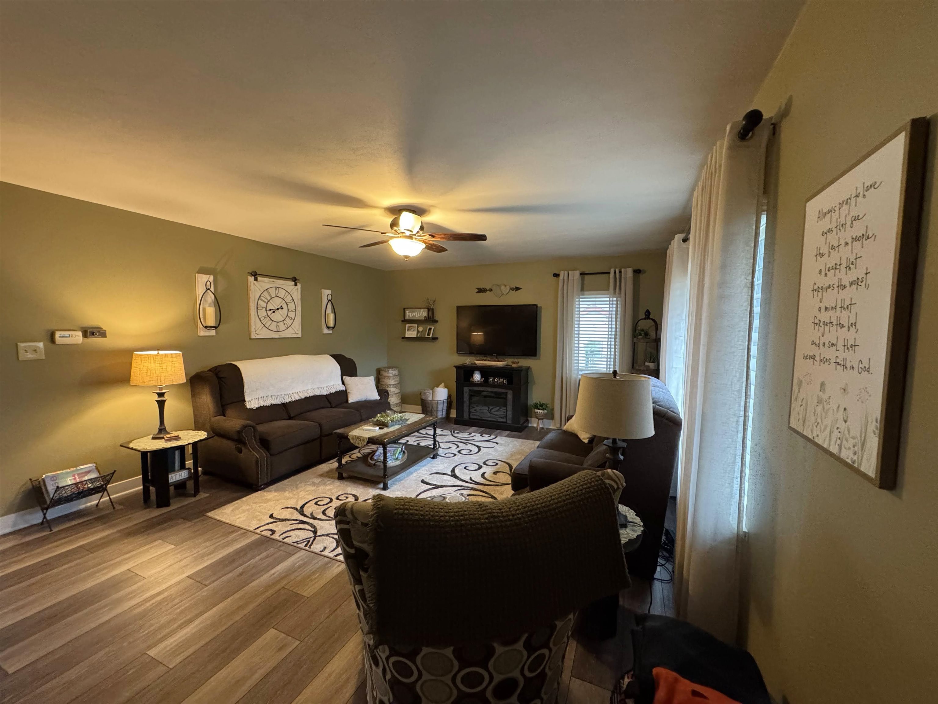 2714 8th Street Monroe, WI 53566 - Photo 4 of 61