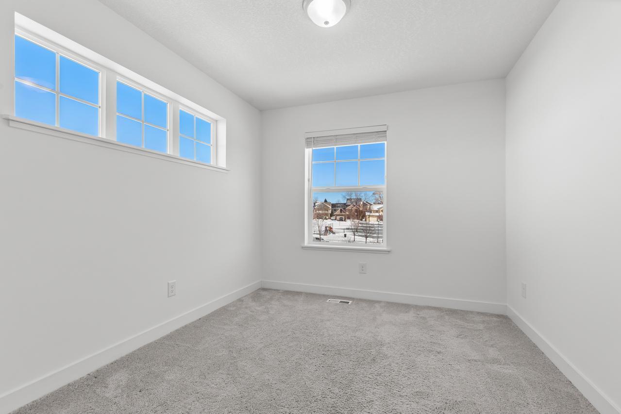 3141 Clover Ridge Drive Chaska, MN 55318 - Photo 12 of 15