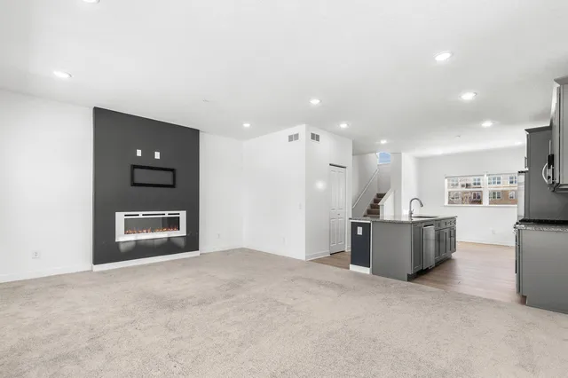 $369,900 | 3141 Clover Ridge Drive, Chaska, MN 55318