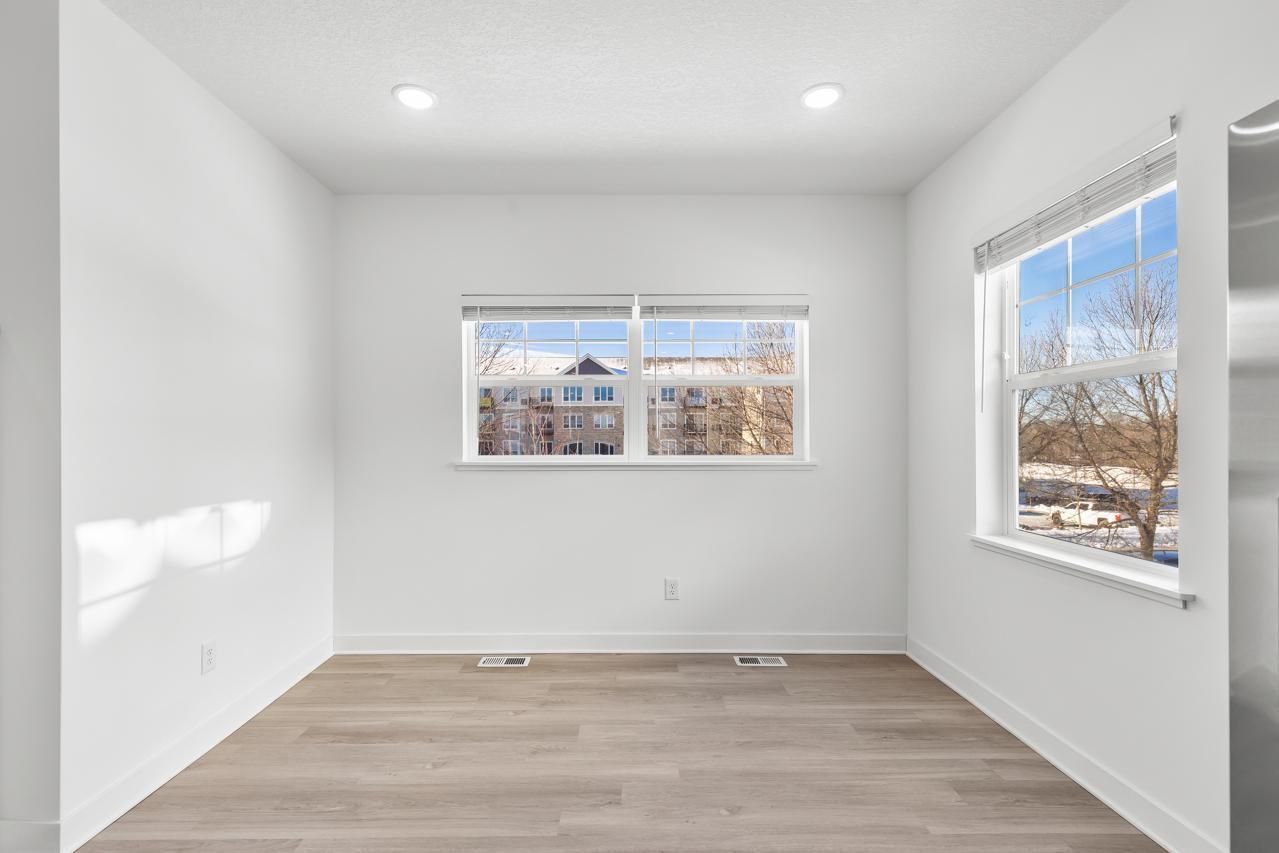 3141 Clover Ridge Drive Chaska, MN 55318 - Photo 6 of 15