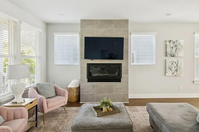 $3,785 | 426 Becanni Lane, Nashville, TN 37209