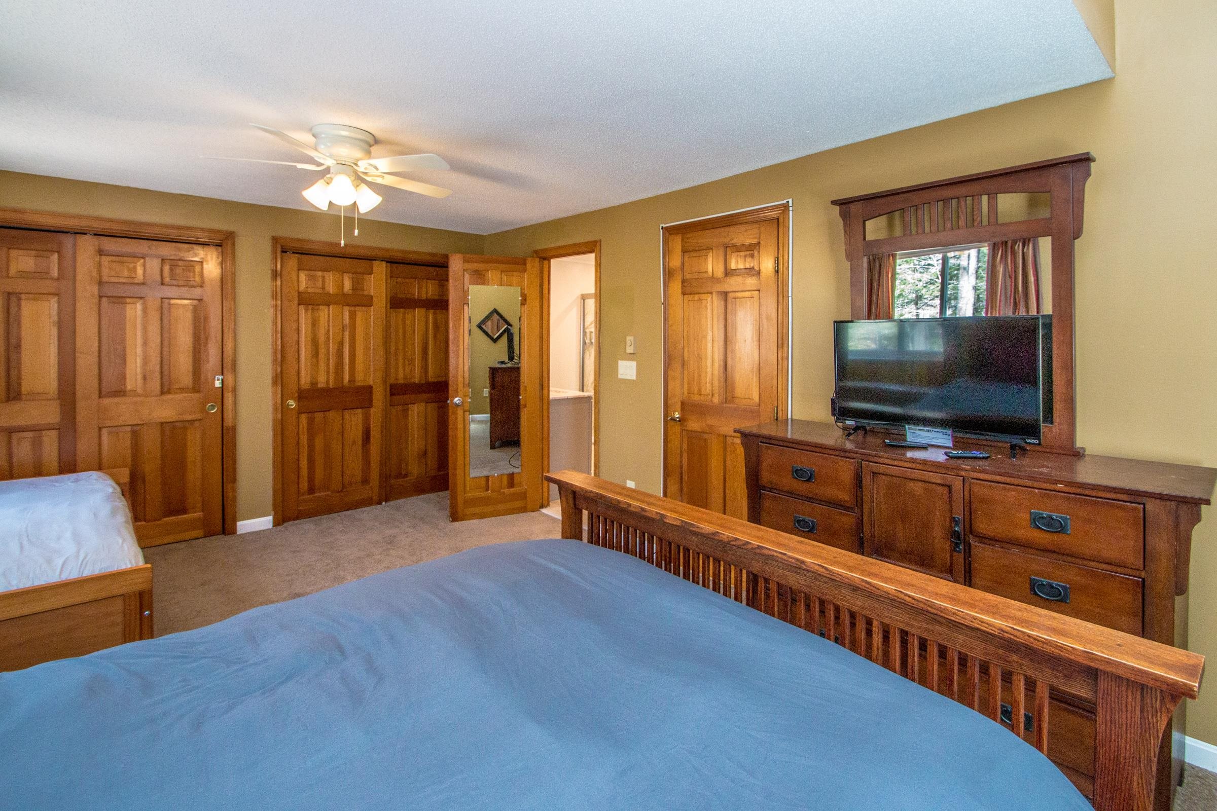 25 Hawke Road, Unit 12A Conway, NH 03860 - Photo 17 of 40