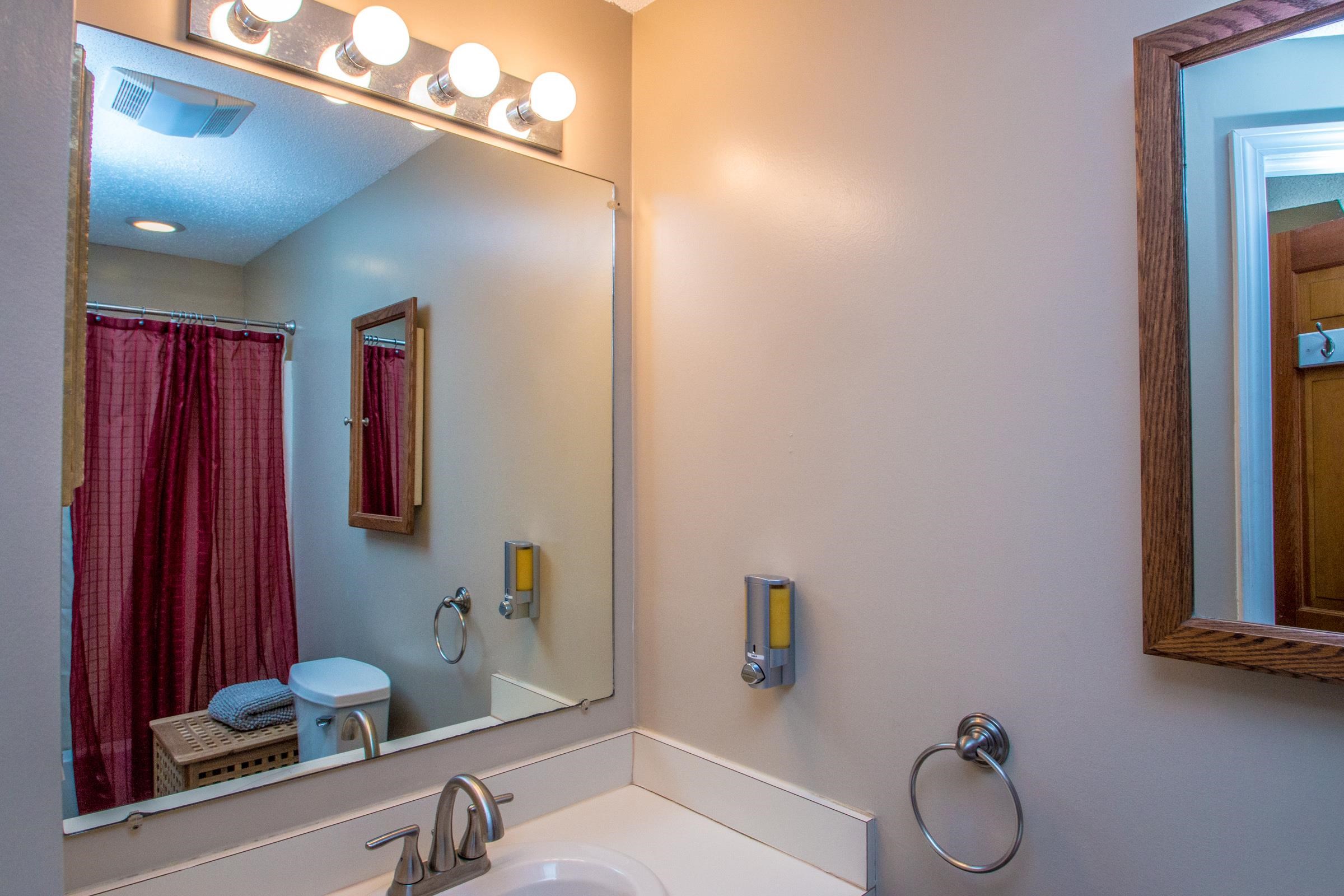 25 Hawke Road, Unit 12A Conway, NH 03860 - Photo 6 of 40