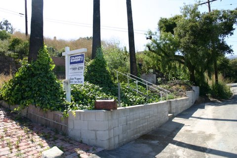 438 Conejo Road Santa Barbara, CA 93103 - Photo 2 of 13 a view of a garden filled with furniture