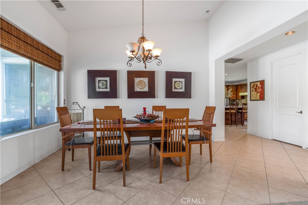 46211 Cypress Estates Court Palm Desert, CA 92260 - Photo 12 of 35