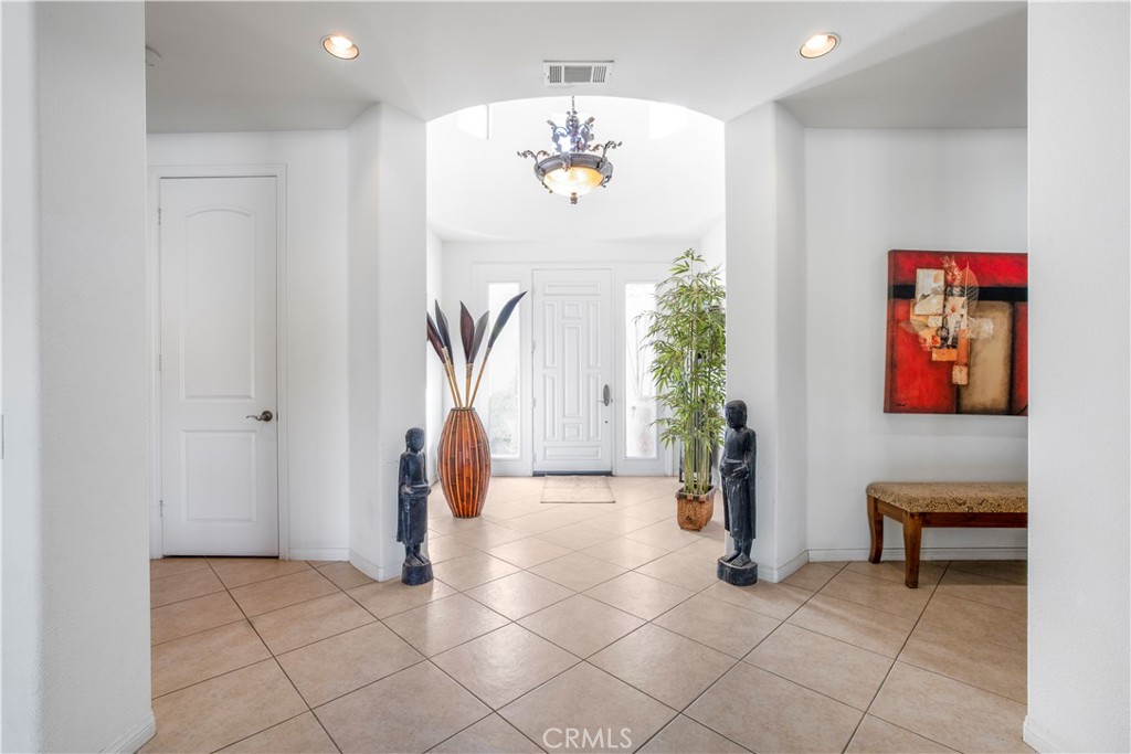 46211 Cypress Estates Court Palm Desert, CA 92260 - Photo 13 of 35