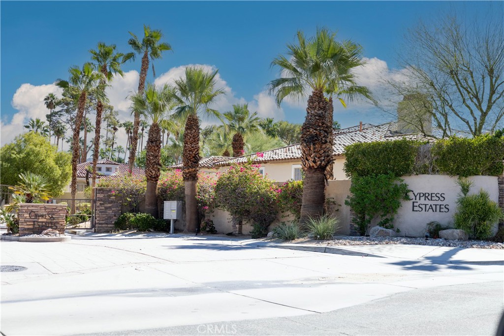 46211 Cypress Estates Court Palm Desert, CA 92260 - Photo 34 of 35