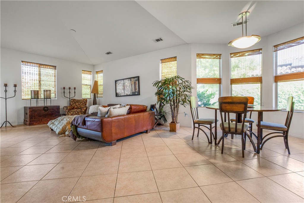 46211 Cypress Estates Court Palm Desert, CA 92260 - Photo 10 of 35