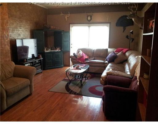 954 Grasslick Ripley, WV 25271 - Photo 4 of 13 Den/Family/Great Room.
