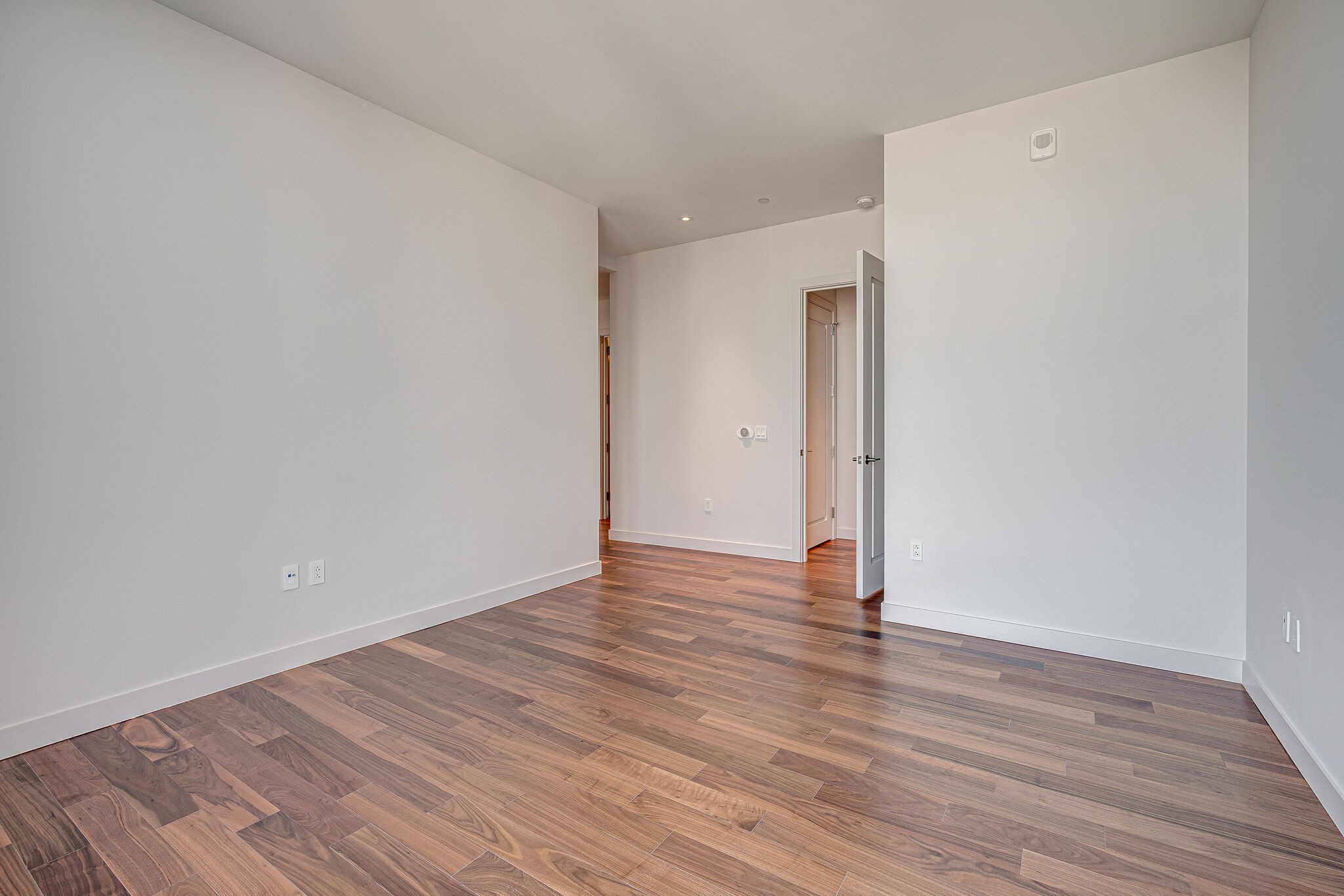 160 2nd Avenue South, Unit 3401 Nashville, TN 37201 - Photo 11 of 32