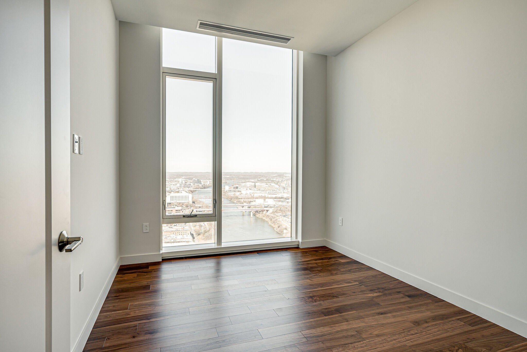 160 2nd Avenue South, Unit 3401 Nashville, TN 37201 - Photo 19 of 32