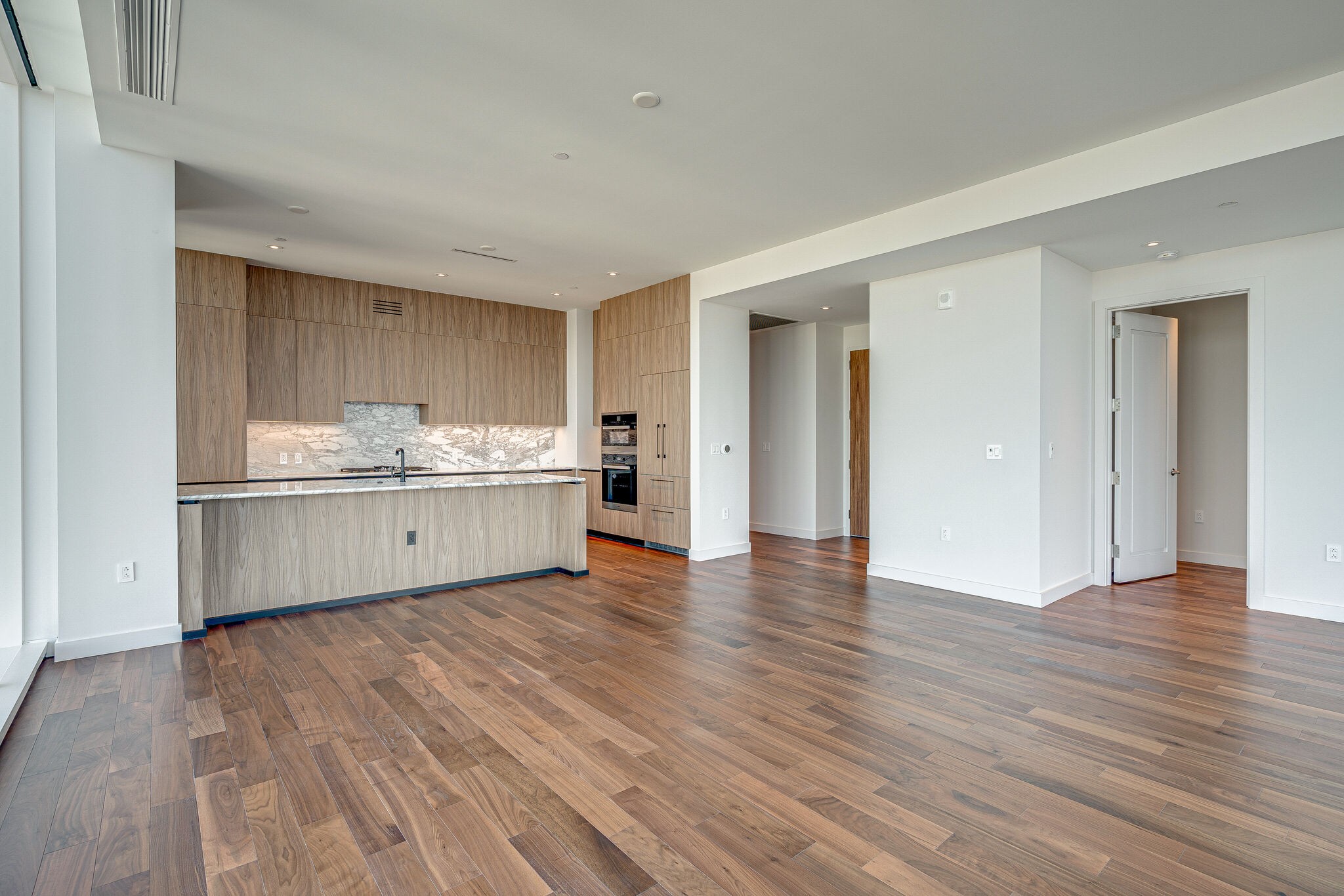 160 2nd Avenue South, Unit 3401 Nashville, TN 37201 - Photo 6 of 32