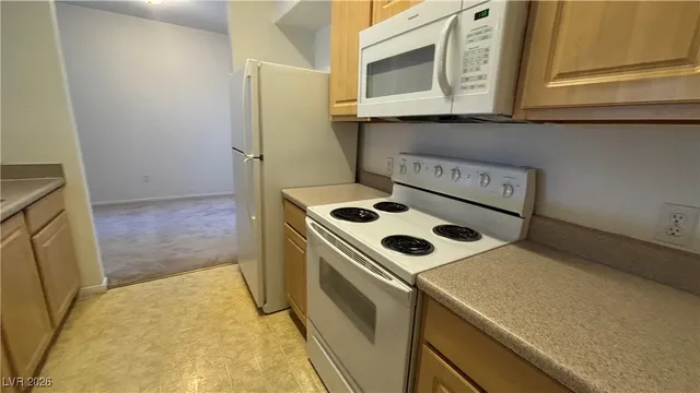 $1,220 | 6955 North Durango Drive, Unit 1054, Las Vegas, NV 89149