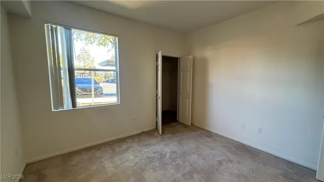 $1,220 | 6955 North Durango Drive, Unit 1054, Las Vegas, NV 89149