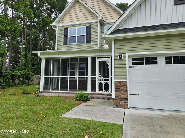 $2,000 | 145 Bumps Creek Road, Sneads Ferry, NC 28460