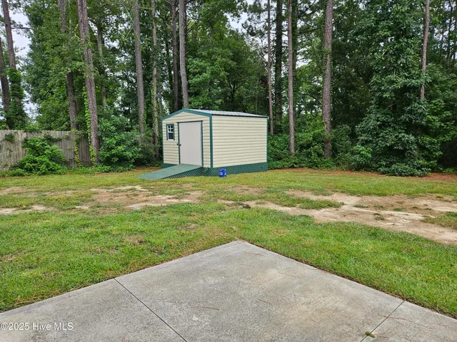 $2,000 | 145 Bumps Creek Road, Sneads Ferry, NC 28460