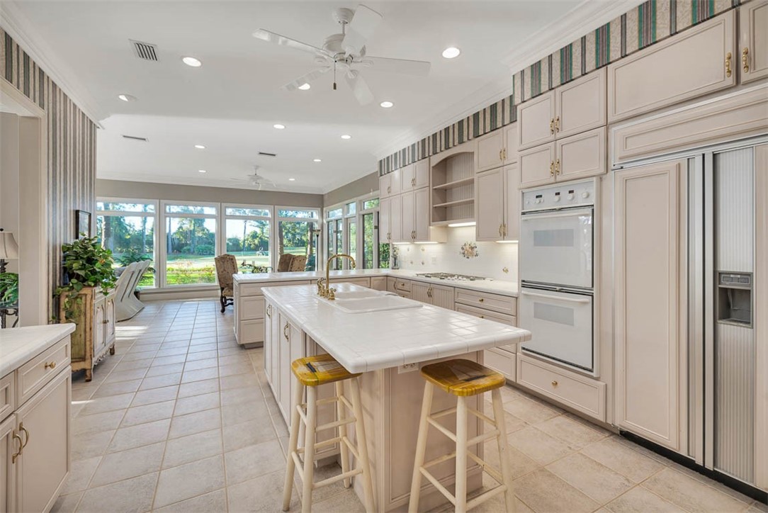 112 Cascades St. Simons Island, GA 31522 - Photo 14 of 66 Kitchen