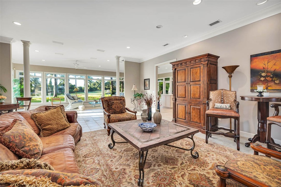112 Cascades St. Simons Island, GA 31522 - Photo 24 of 66 Living area