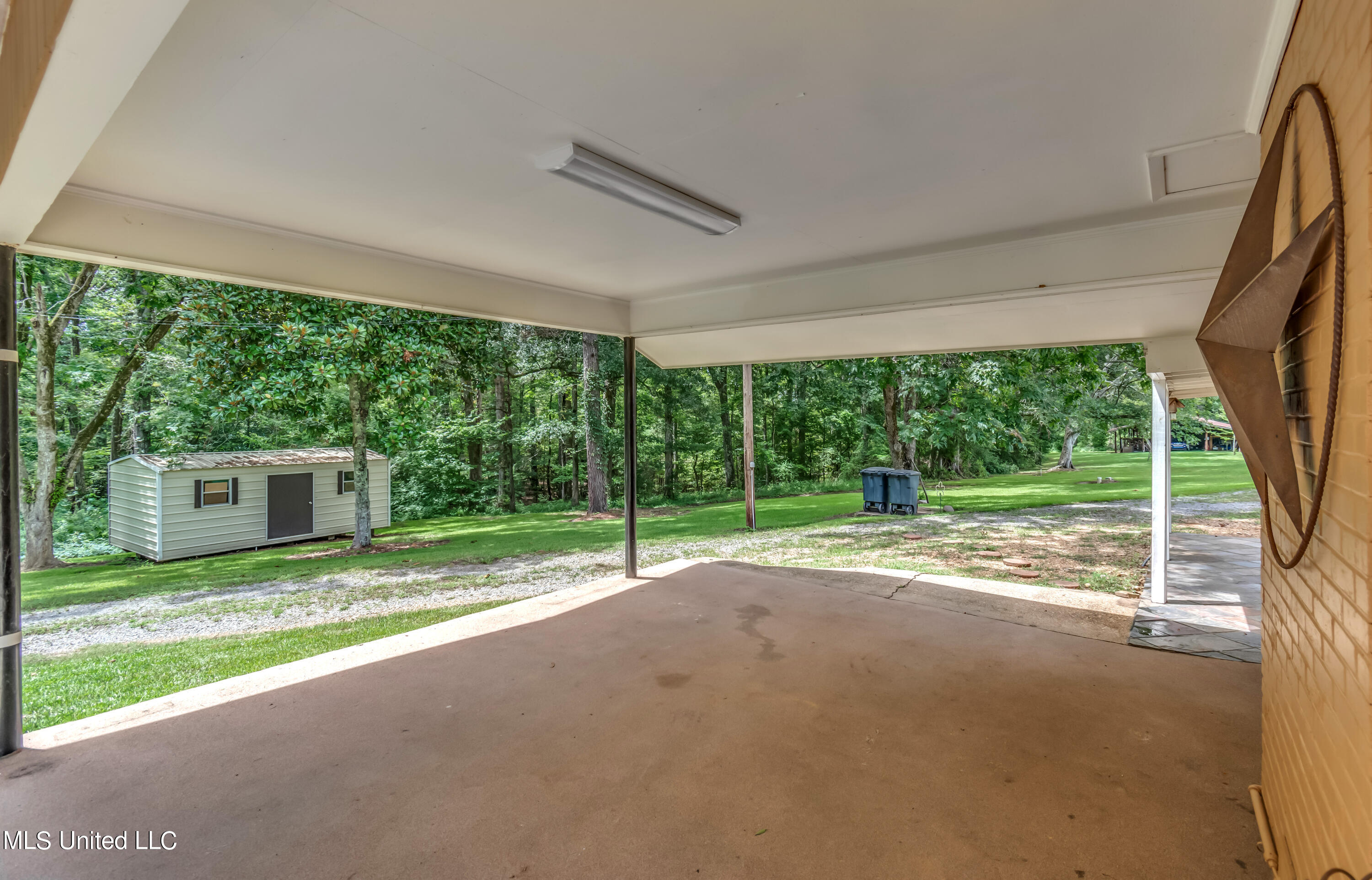2073 Burt Loop Road Crystal Springs, MS 39059 - Photo 41 of 49 2073 Burt Loop Rd-10