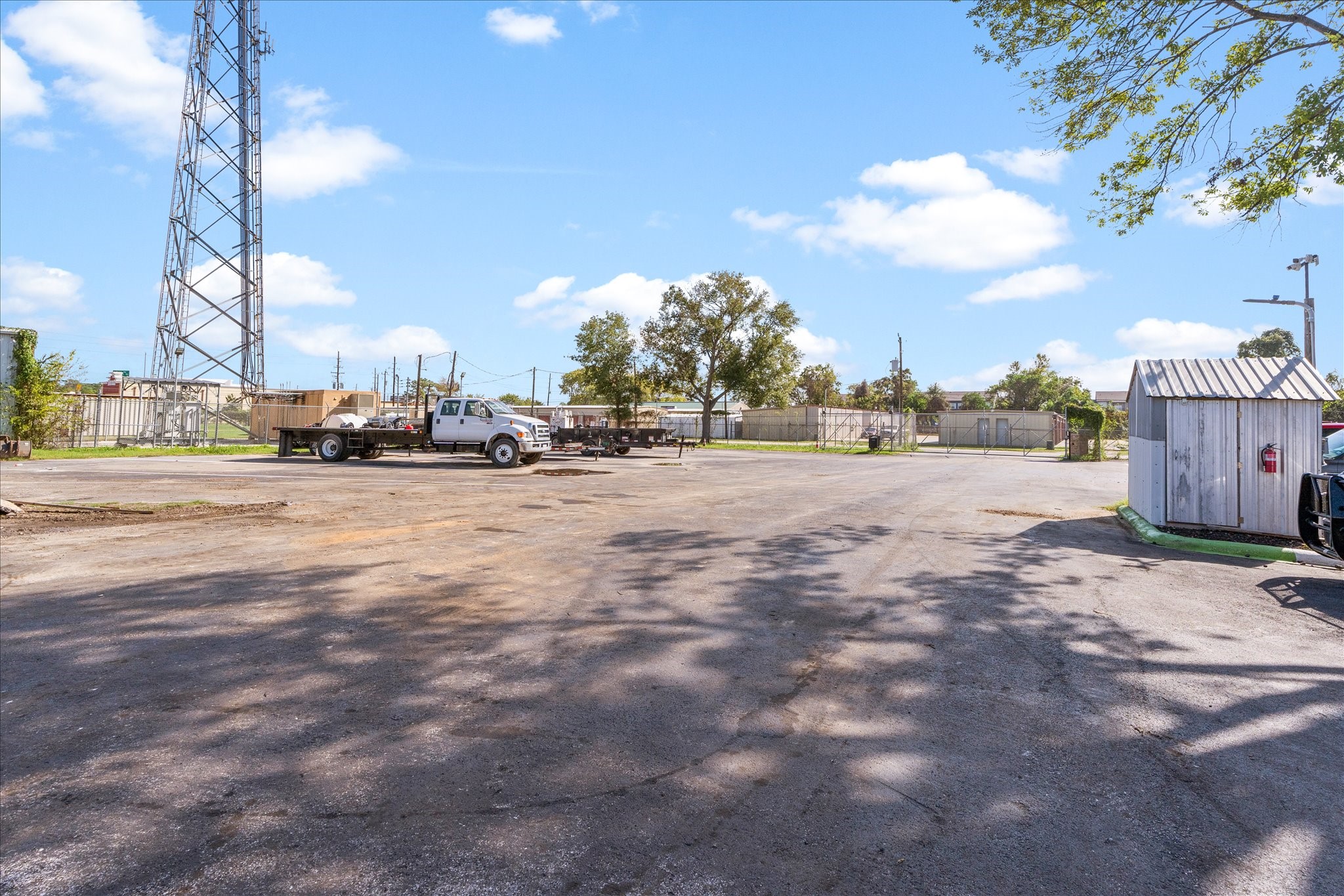 9902 Franklin Road Houston, TX 77070 - Photo 35 of 43 a view of a street