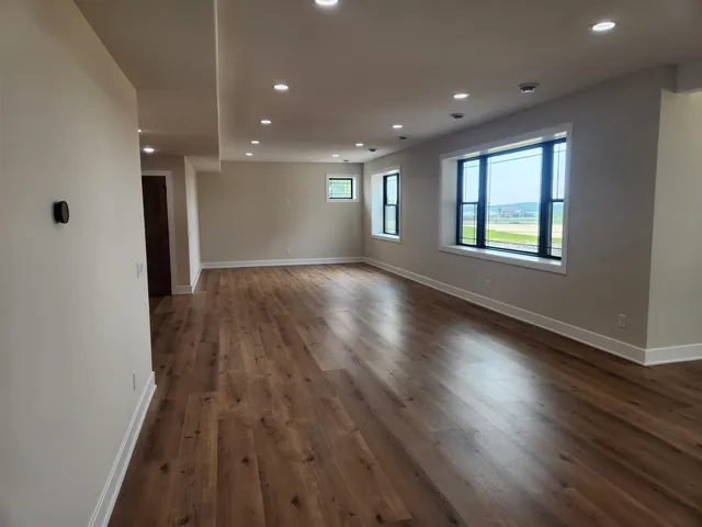 $949,900 | 1100 Moll, Waunakee, WI 53597