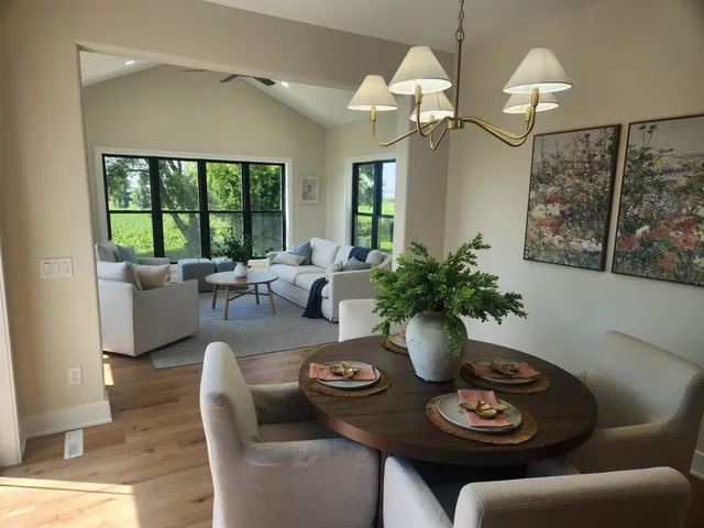 $949,900 | 1100 Moll, Waunakee, WI 53597