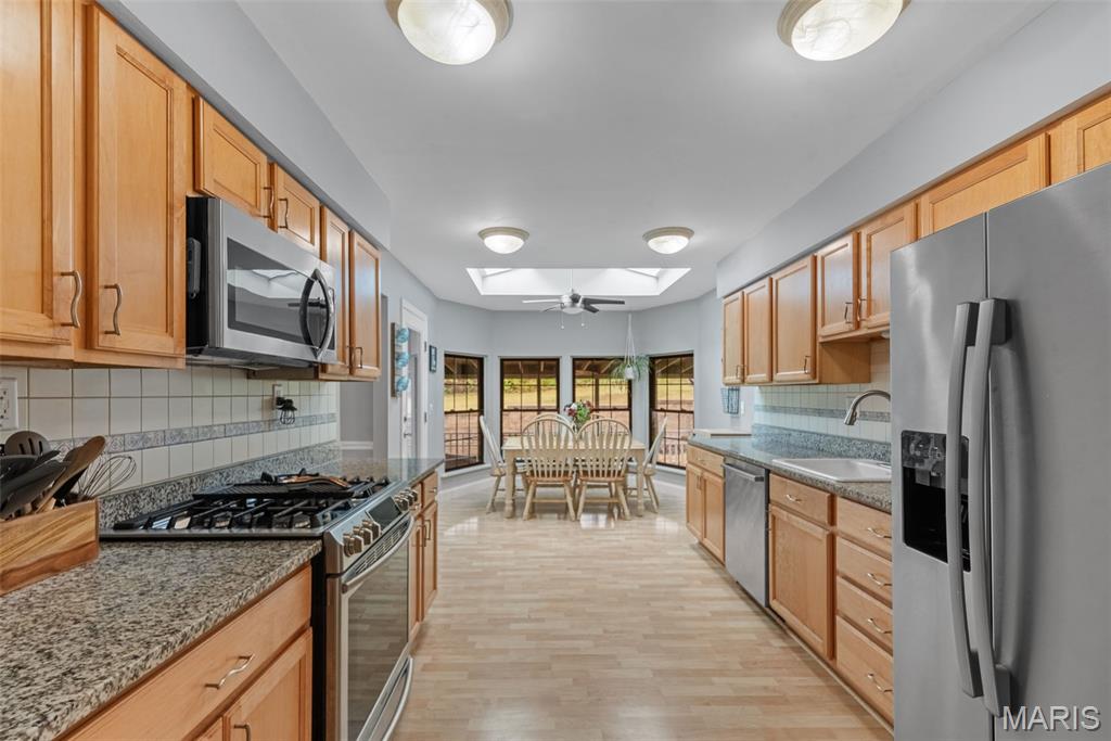 4121 Old Baumgartner Road Oakville, MO 63129 - Photo 14 of 41