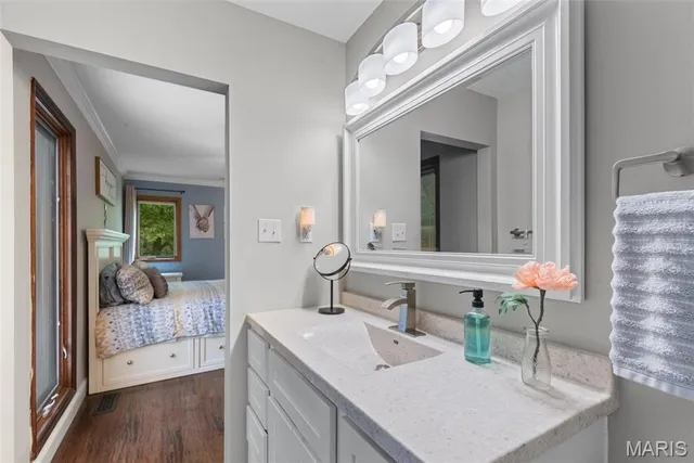 $465,000 | 4121 Old Baumgartner Road, Oakville, MO 63129