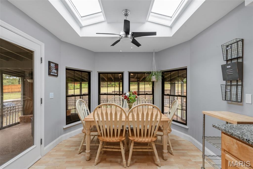 4121 Old Baumgartner Road Oakville, MO 63129 - Photo 10 of 41