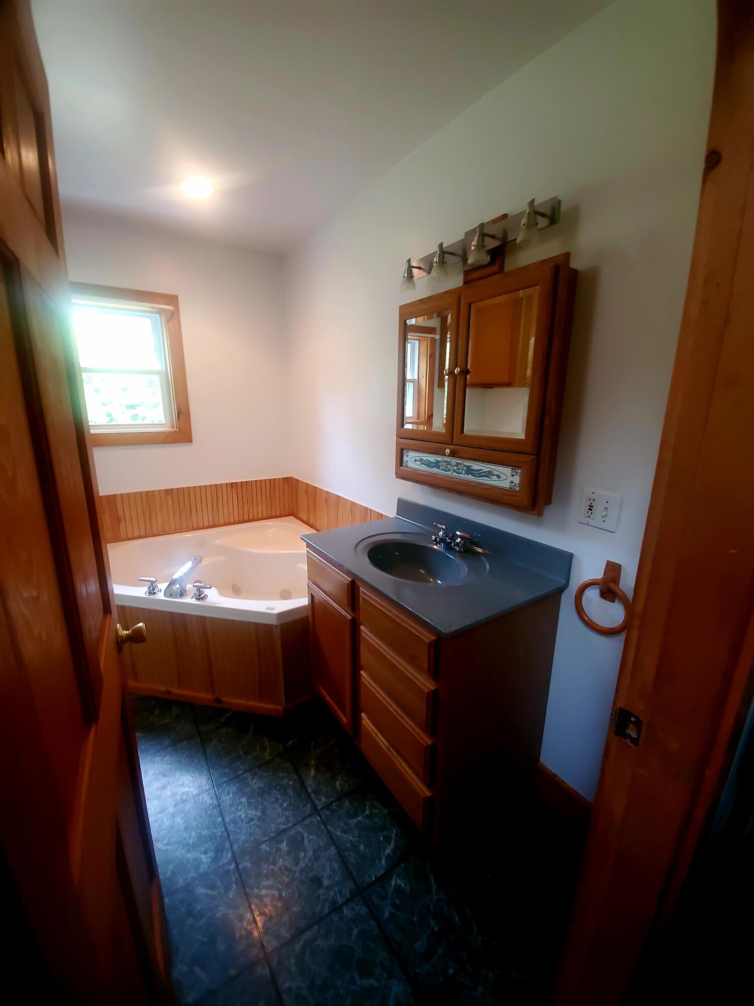 999 River Road Madison, ME 04950 - Photo 10 of 23 20220719_161459