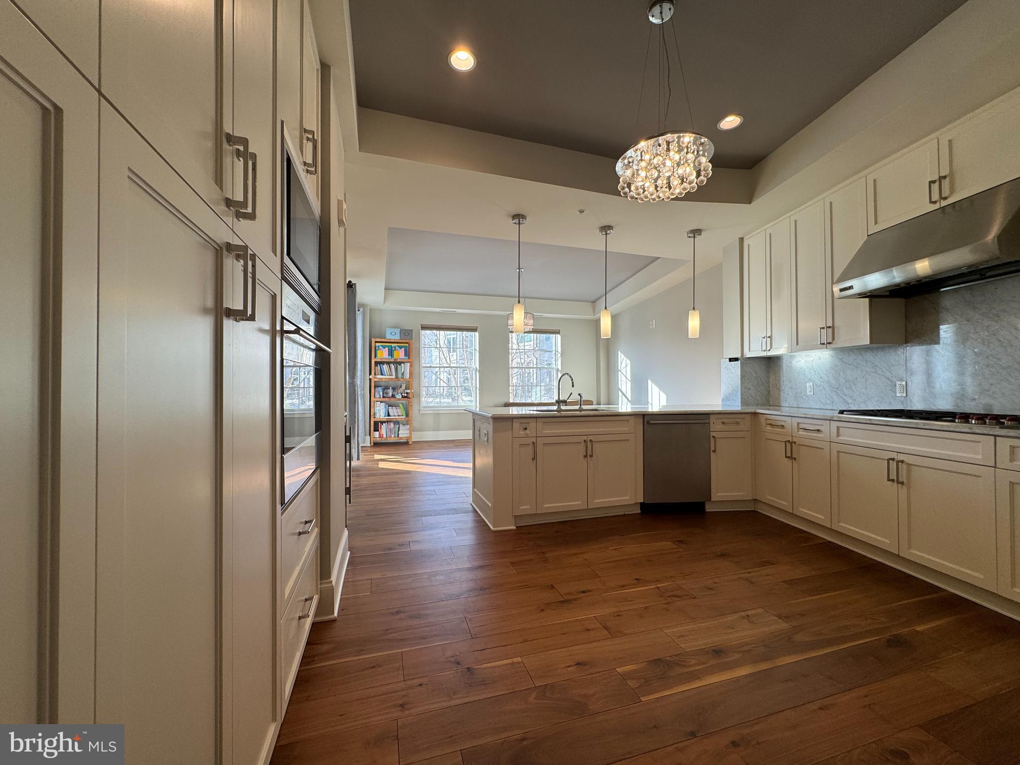 8121 River Road, Unit 424 Bethesda, MD 20817 - Photo 10 of 48